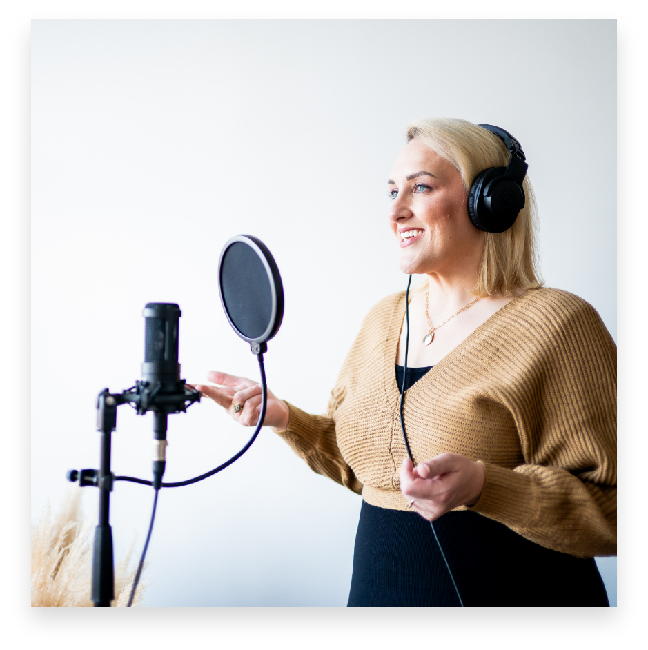 – Hold It With PM Jen